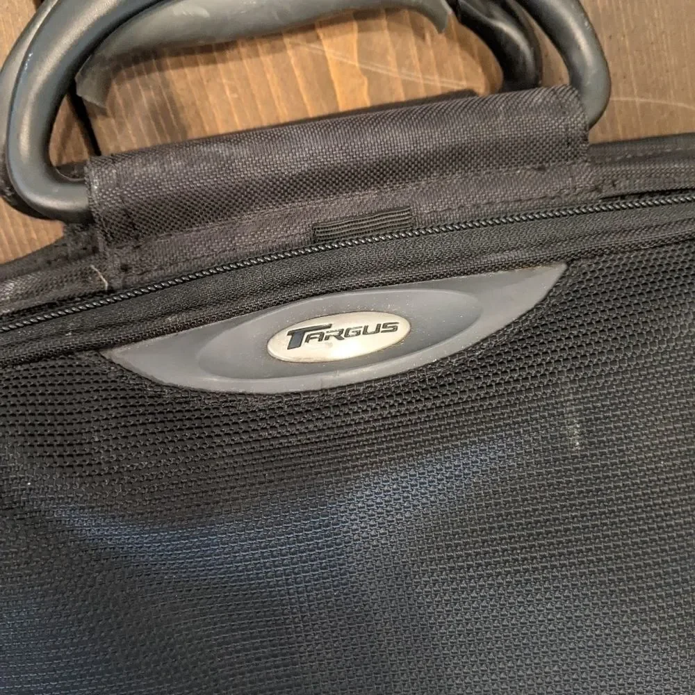 Targus TR301 15 Elite Notebook Commuter Case